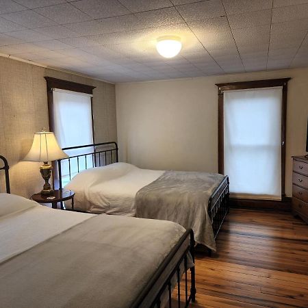 Basecampwv-Durbin. Spacious 4 Bedroom House W/Yard 외부 사진