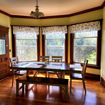 Basecampwv-Durbin. Spacious 4 Bedroom House W/Yard 외부 사진