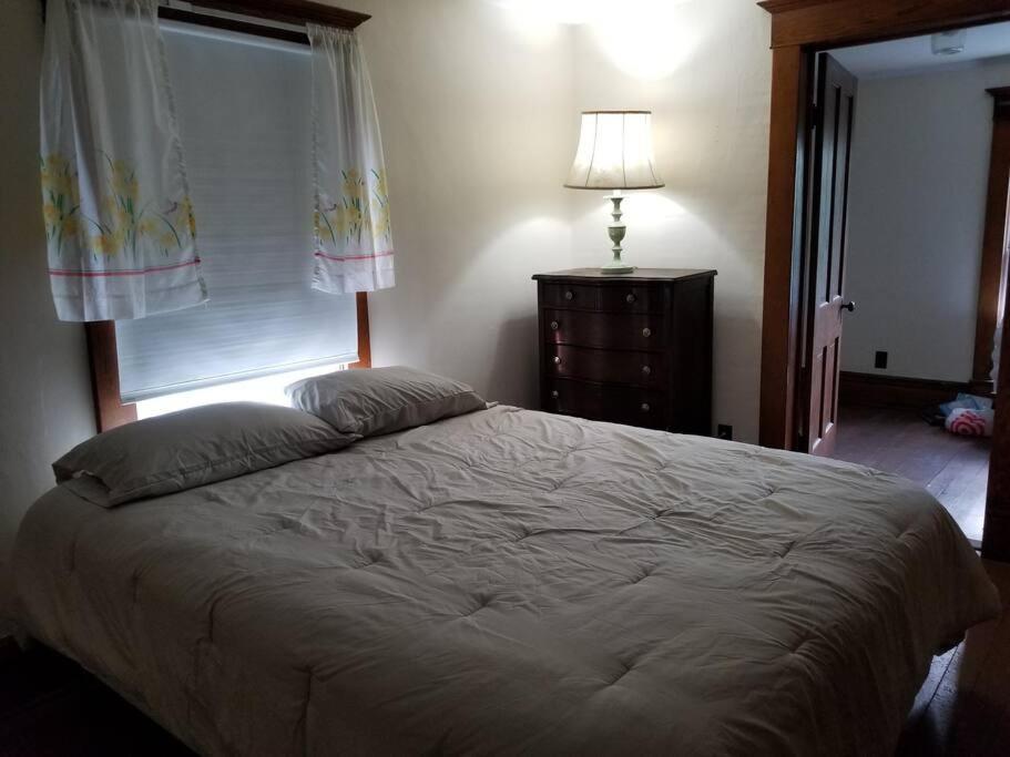 Basecampwv-Durbin. Spacious 4 Bedroom House W/Yard 외부 사진